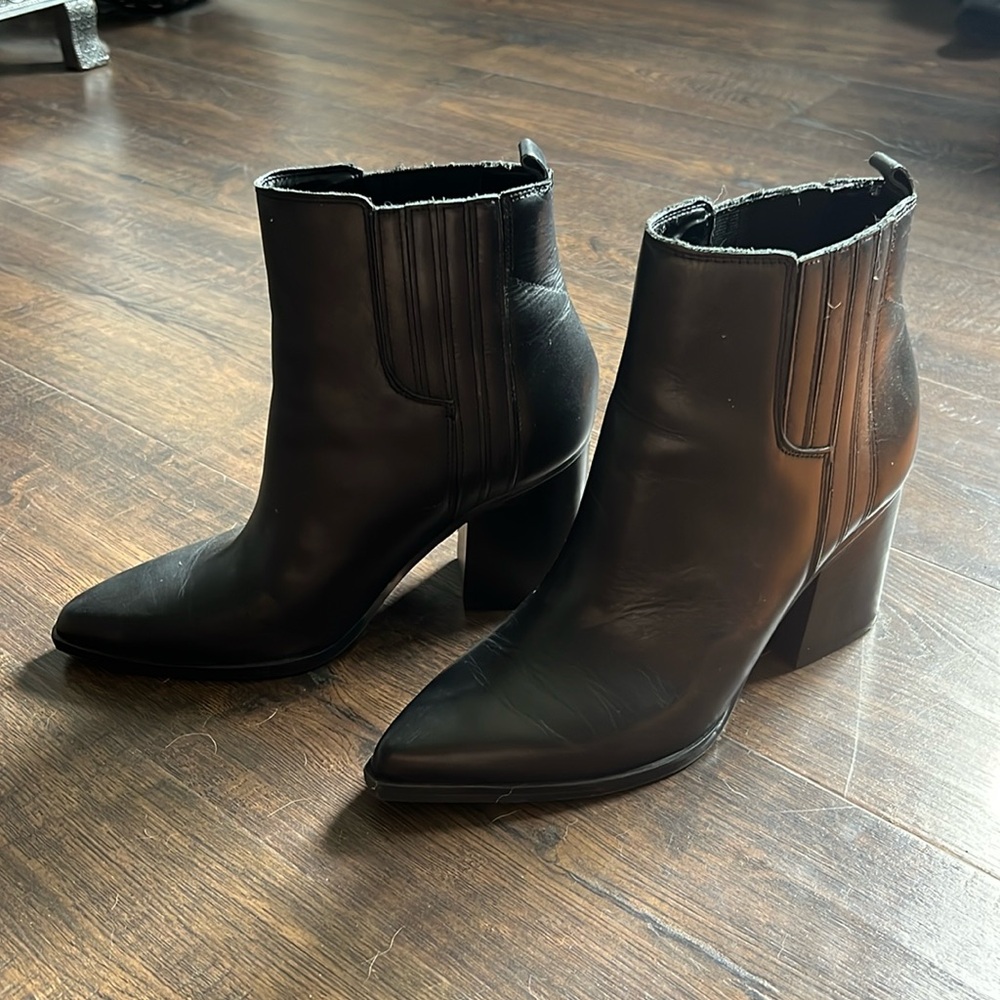 Marc Fisher Ltd. Women’s Black boots. Size 8.5